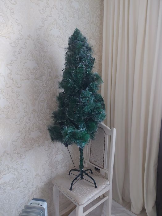 Продам ёлку 1,5 м