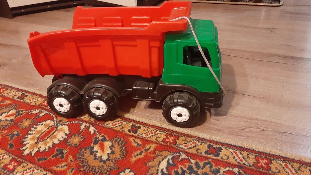 Продам игрушки для мальчика