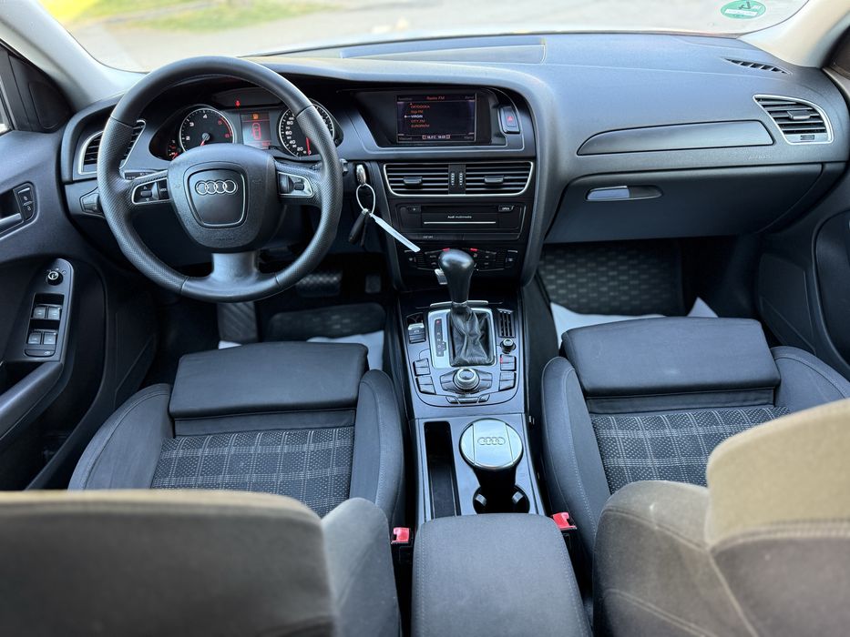 Vand Audi A4 S-line An 2010 Motor 2.0 Diesel 143 C.P.