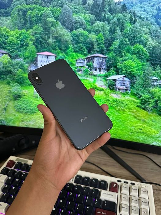 iPhone Xs Max sotiladi dastavka xizmati bor