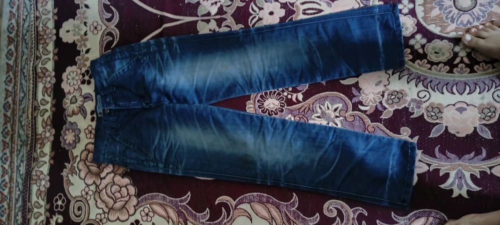 Продам джинсы качество хорошо