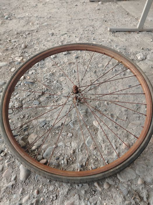 Продам колесо Урал