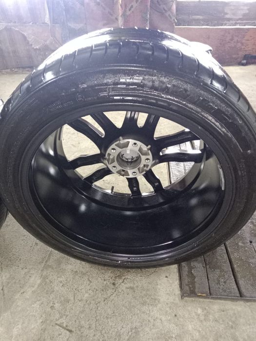 Продам шины BMW F15