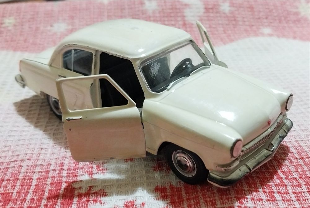 Волга ГАЗ 21.Масштаб 1/43.Avtotime.