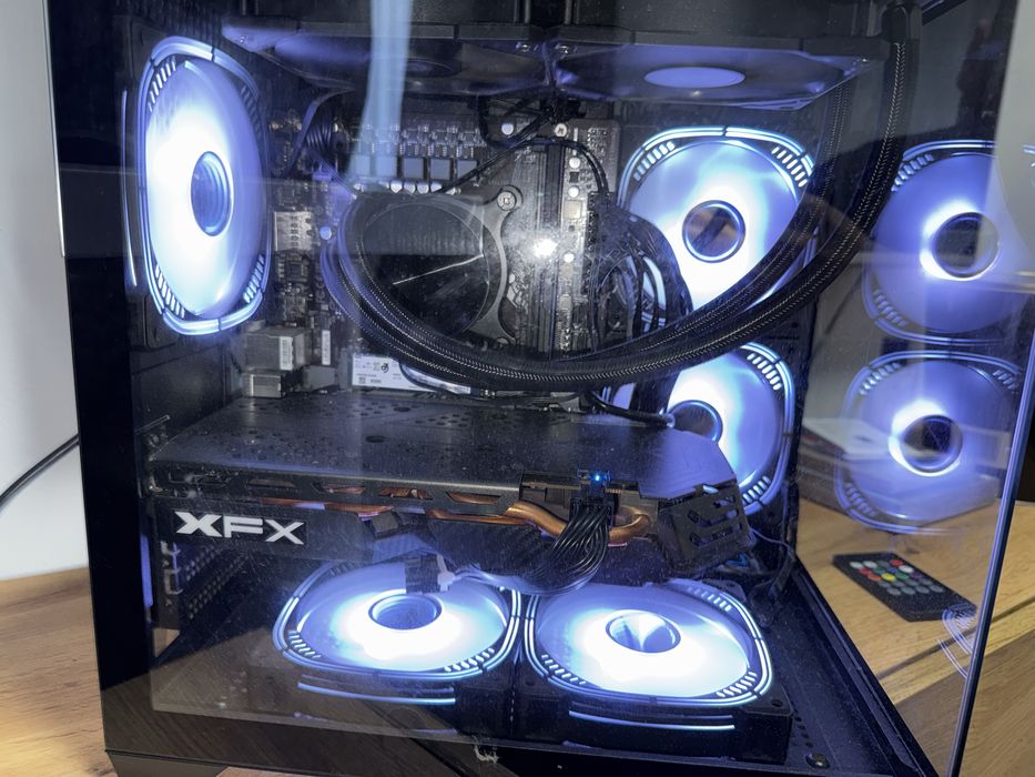 PC Gaming + Monitor 180Hz + Periferice – gata de folosit