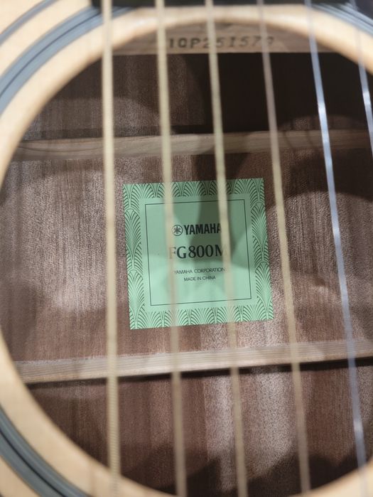 Акустическая гитара Yamaha FG800M