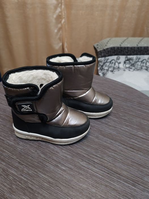 Ботинки детские.
