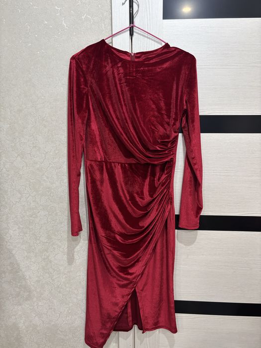 Продам красивое платье!