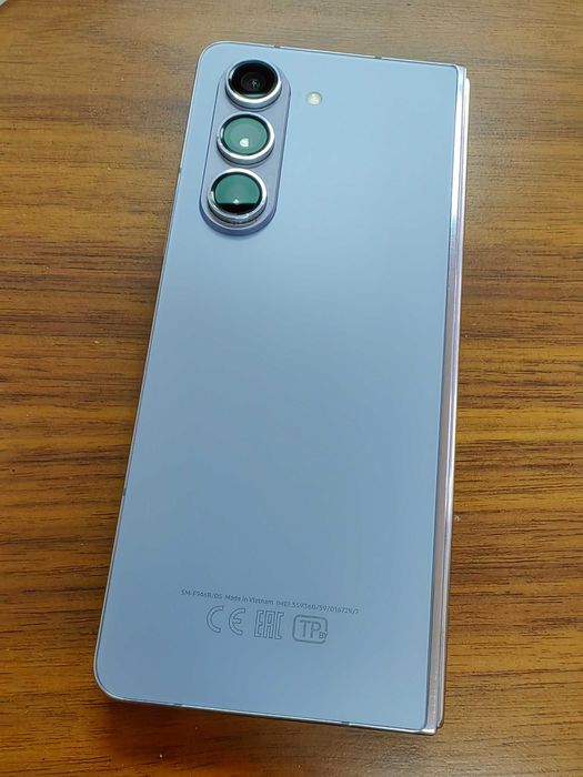 Samsung Galaxy Z Fold5