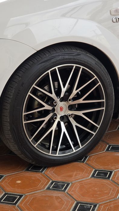 Vossen R17 сотилади