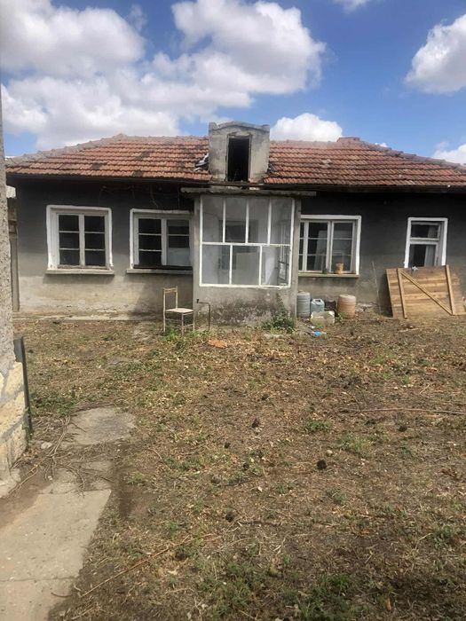 Продава се Къща в Борово - 500 кв.м за 53 €/кв.м - Снимка #1
