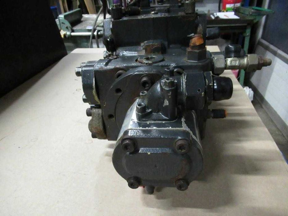 Pompa hidraulica second hand A4VG71DGDT1 pentru Bomag BC601 RS
