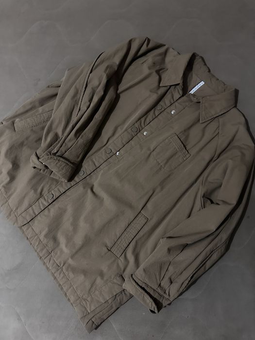 Продам легкую курточку