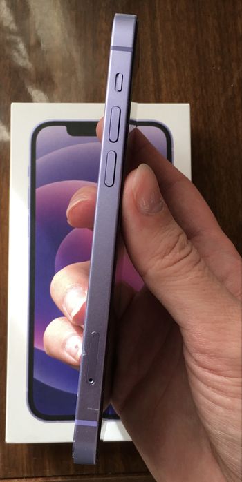 iPhone 12  с коробкой