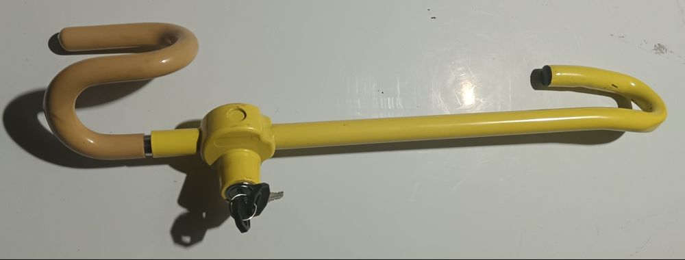 Antifurt auto pentru volan