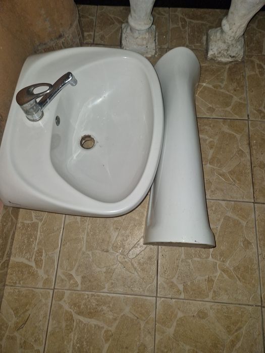 Chiuveta baie si picior