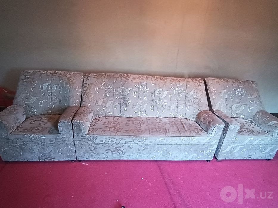 Спальный гарнитур с тумбочками+4 диван кресло и ещё теремо в подарок