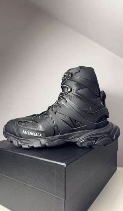 Balenciaga Track Hike