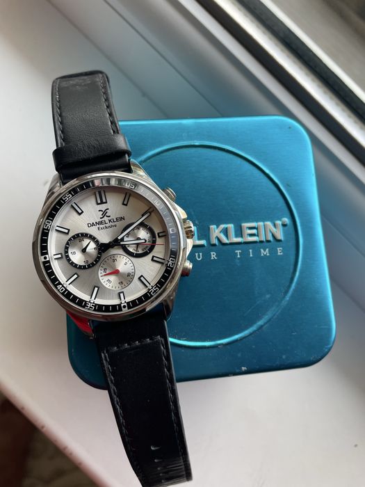 Часы Daniel Klein