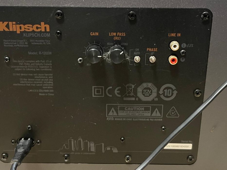 Subwoofer Klipsch R-120SW bass de 30 cm