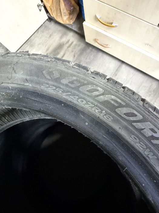 225/40/18 лето резина