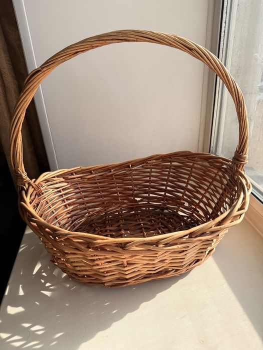 Корзина для фруктов плетеная