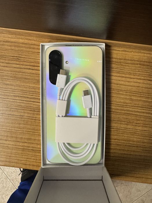 Samsung A36 5G,заключен от Yettel