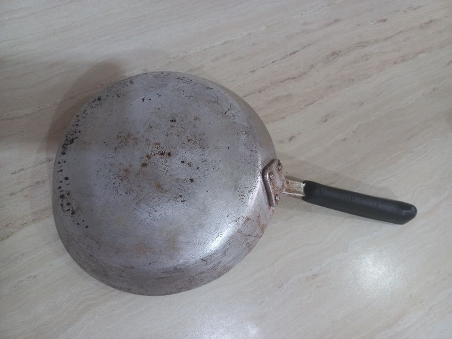 Продам    посуду