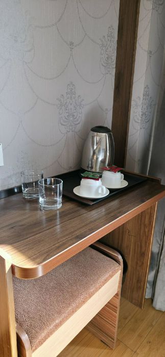 Шкаф тумбичка комфютерни стол