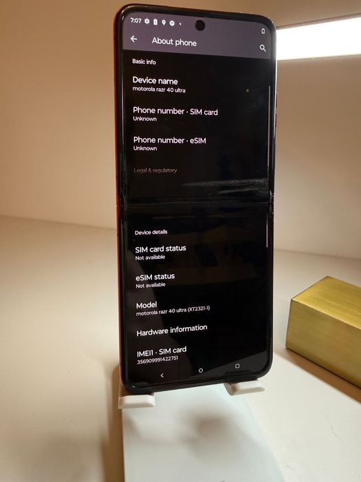 Motorola Razr 40 ULTRA 8 / 256 GB / RED /