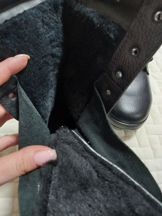 Продам берцы зимние