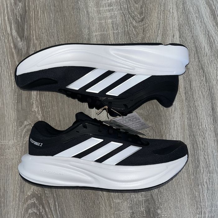 Кроссовки Adidas Response 2