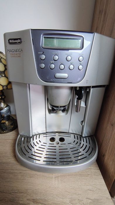 Aparat cafea DeLonghi