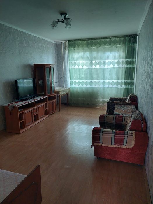 Сдам 2 х комн на Достыке