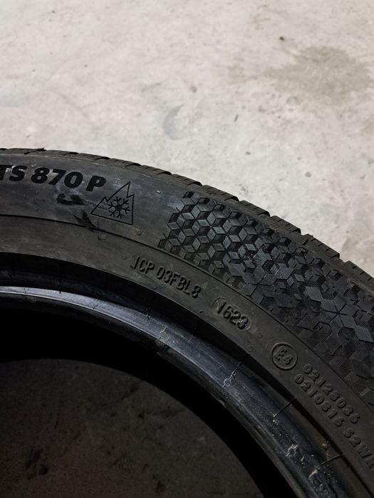 2 anvelope iarnă 235 55 r18 Continental