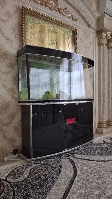 Аквариум сотилади