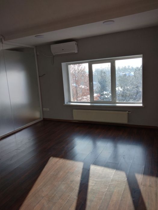 Сдаётся в аренду помещение 300 кв. м. на Бодомзаре