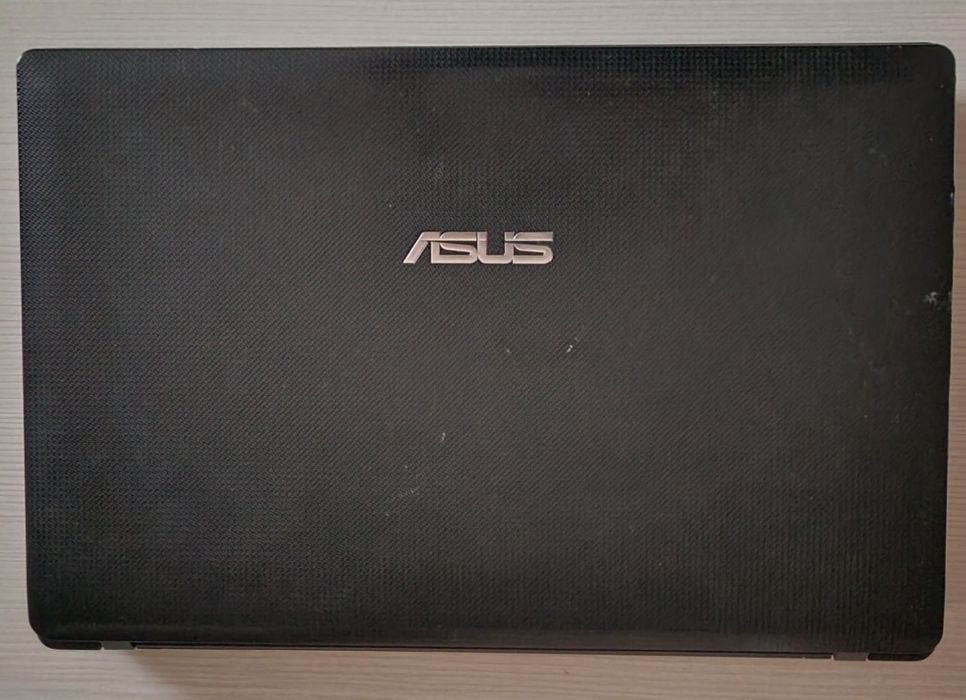 Ноутбук ASUS X54C