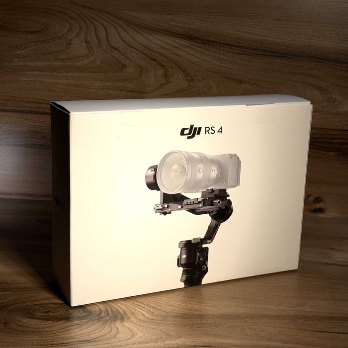 Электронный стабилизатор DJI RS 4