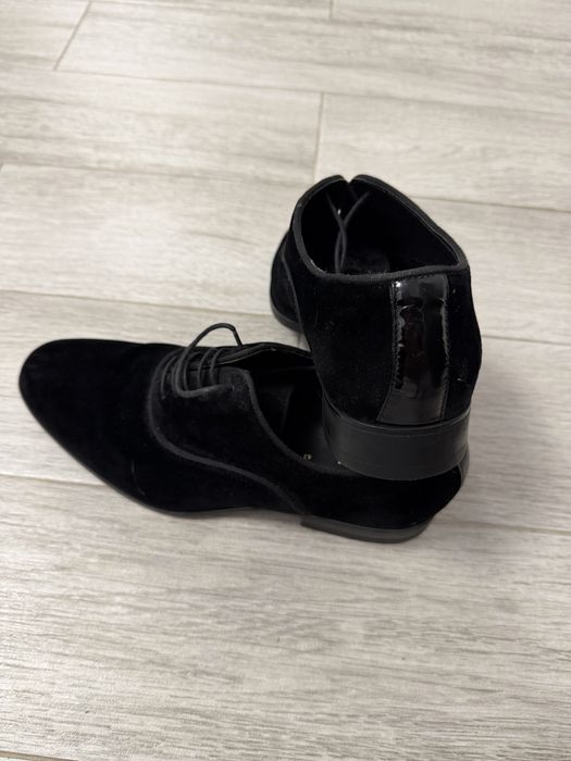 Vând pantofi Zara marimea 43