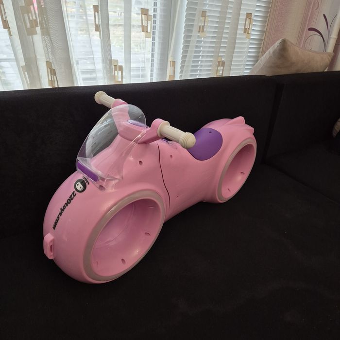 Балан мотор с музака и светлини