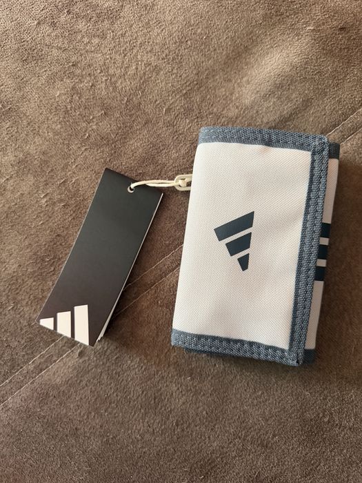 Adidas Потник+ подарък портфейл