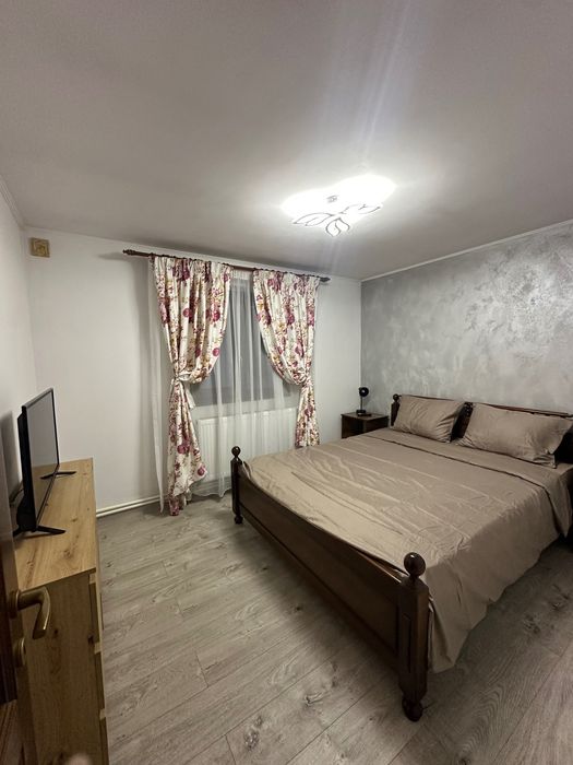 Casă de vânzare, Secuieni