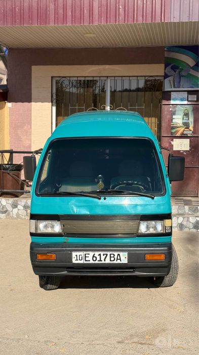 Дамас сотилади..