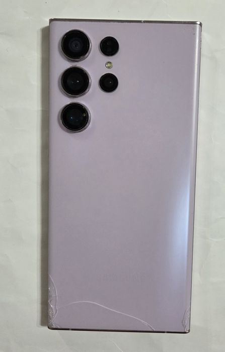 Смартфон Samsung S24