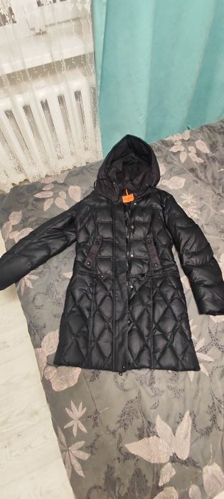 Продам пуховик женский