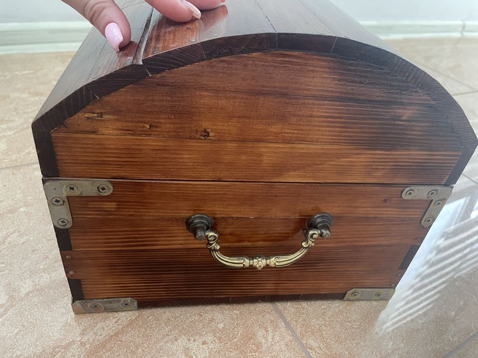 Сандък съвременен