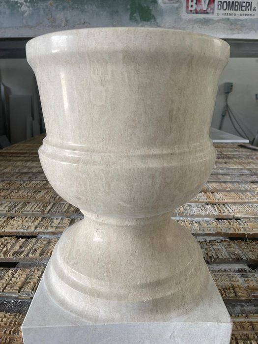 Vaza marmura alba