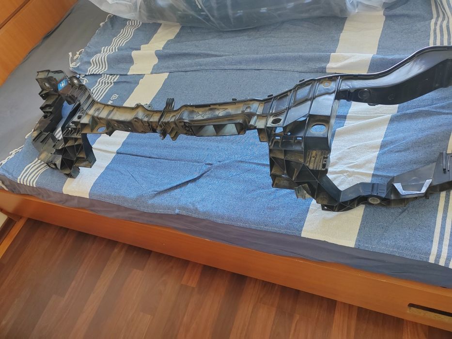 Trager ford focus mk3 turnier 2.0 2012 OE FORD