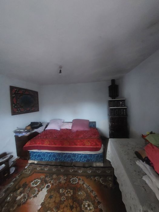 Inchiriez casa la tara în Gorj